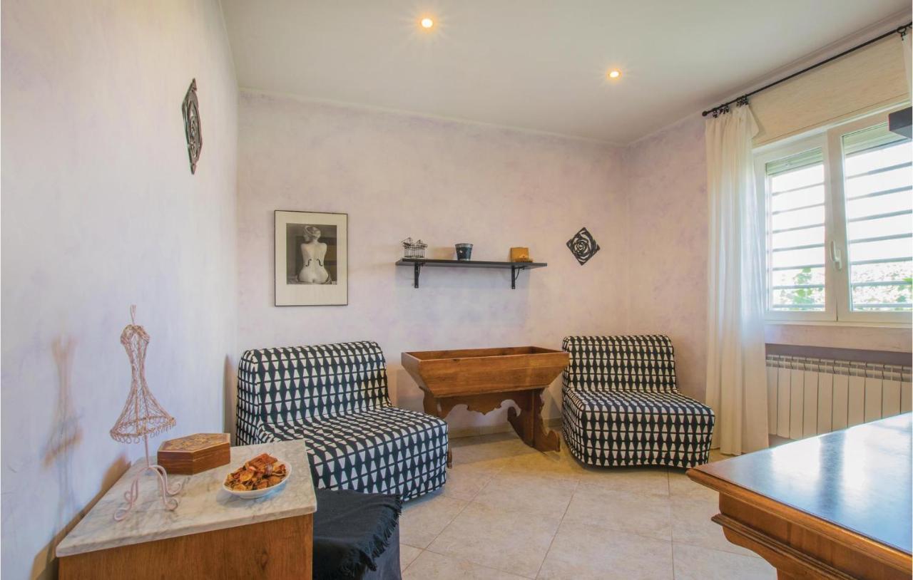Awesome Apartment In Bari With Wifi Bagian luar foto