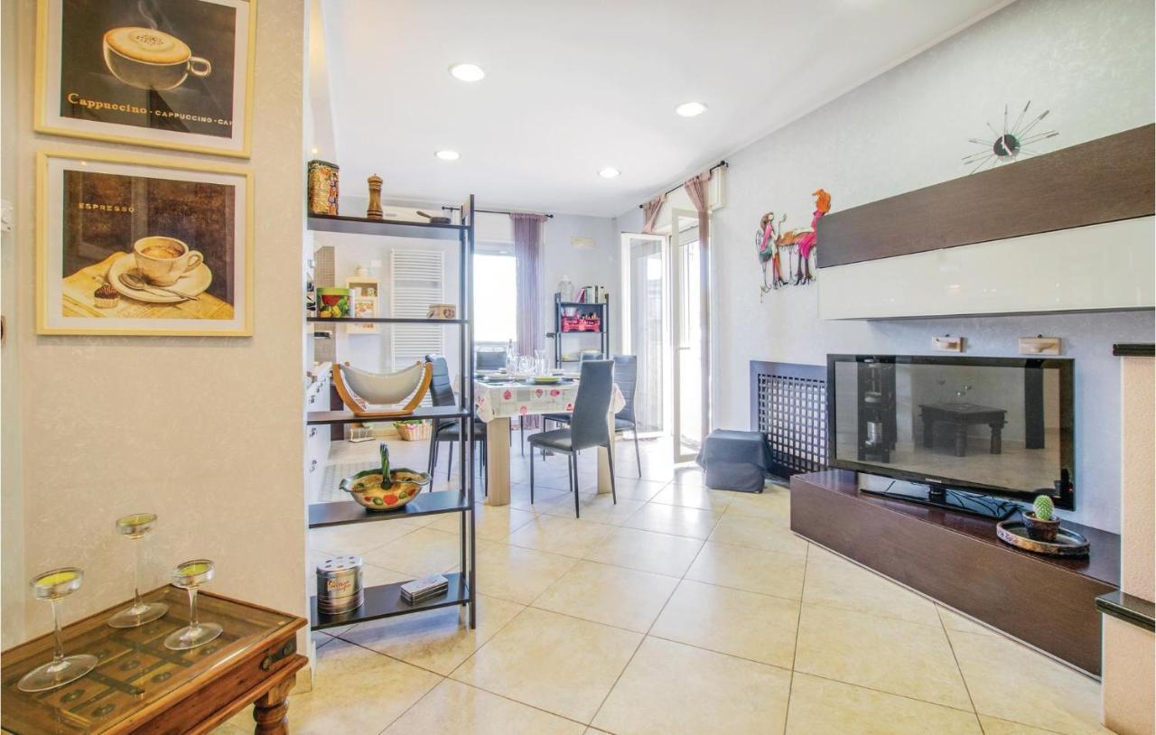 Awesome Apartment In Bari With Wifi Bagian luar foto