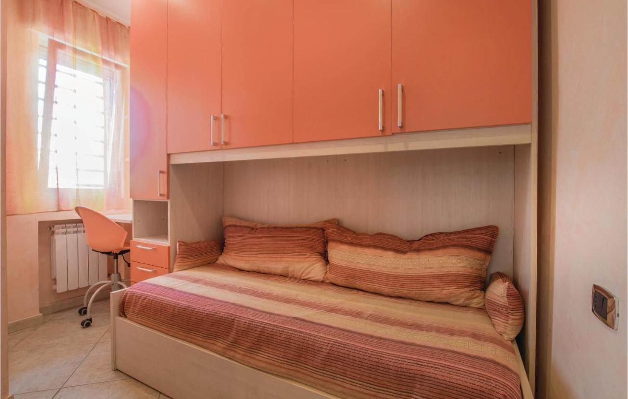 Awesome Apartment In Bari With Wifi Bagian luar foto